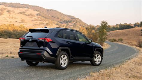 2021 Toyota Rav4 40 Mpg Hybrid Becomes The Norm As Lineup Expands
