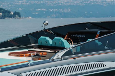 Luxury Rivamare Speedboat For Sailing In Istria