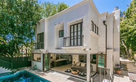 Camila Cabello Buys Hollywood Hills House Variety House Hollywood