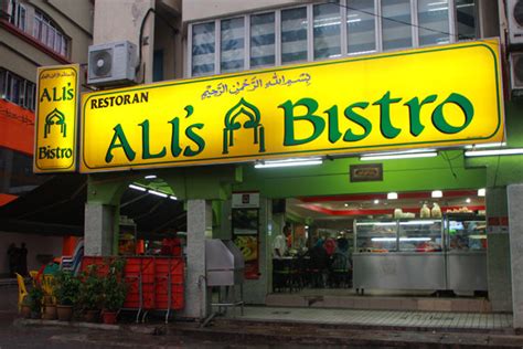 They thanked singaporeans for the support over the years. Anda Gemar Butter Chicken? Kedai 'Pop-Up' Ini Jual Durian Butter Chicken. Sedap Gila Beb!