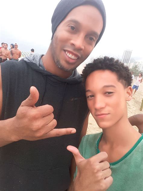 Ronaldinho Ga Cho E Nicollas Paix O Gravam No Rio De Janeiro Ofuxico