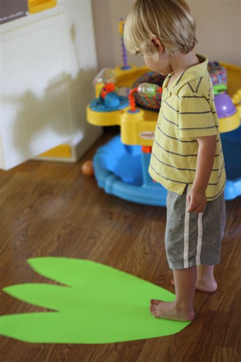 Even if you do prefer worksheets and lesson. Measuring with Dinosaur Feet - I Can Teach My Child!