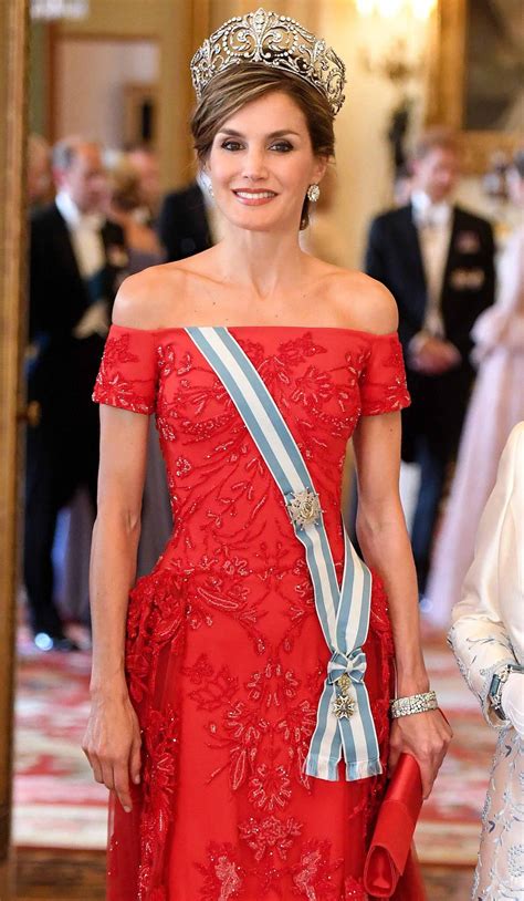 La Reina Letizia Deslumbra En La Visita Al Reino Unido Noticias De
