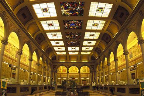 La capitalizzazione della banca lecchese è in vista della cessione a un fondo internazionale. Il mistero dei 24 milioni dello Stato transitati su Banca ...