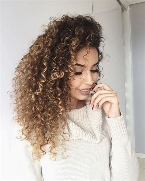 5 Fun Balayage Looks On Naturally Curly Hair Hair Braiding Styles