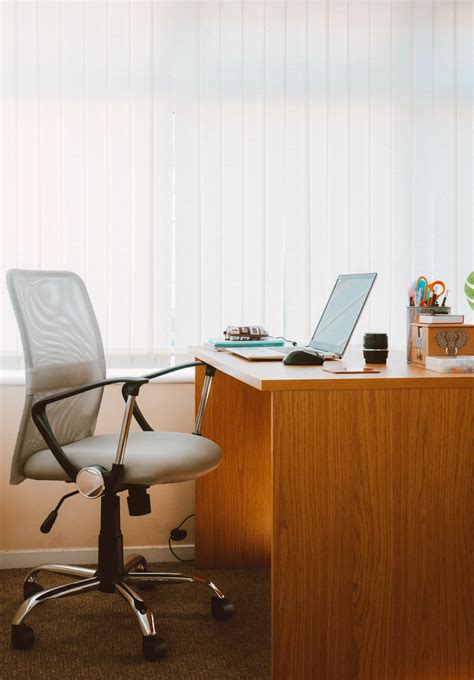 An ergonomic office chair can do wonders to alleviate lower back pain that can affect you long after you leave work for the day. Best Office Chair For Tall Person Reviews 2021 - Just ...