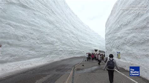 Travel Through Japans Snow Canyon At Mt Tateyama The Weather Channel