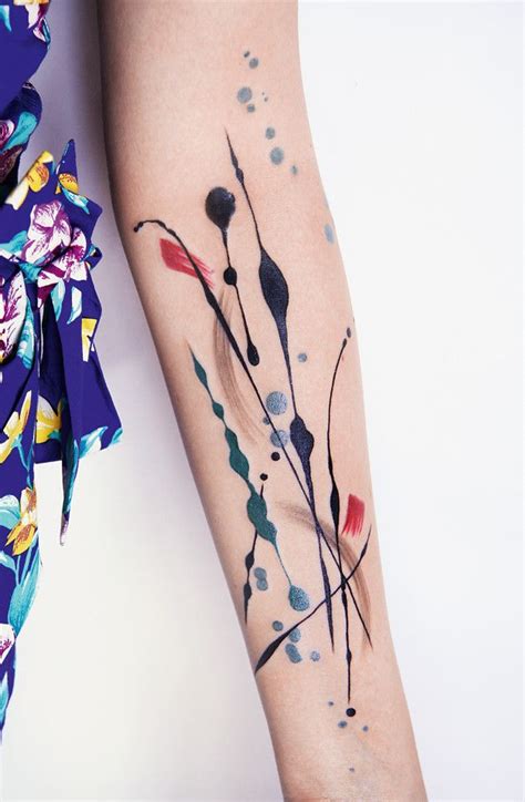 Orta saha i̇sveç, fransa ve abd'de sözleşme altında idi, i̇sveç şampiyonluğunu ve üç farklı kulüpleri ile kariyerinin kez. 9 Artists Who Stretch The Rules Of Tattoo Design ...