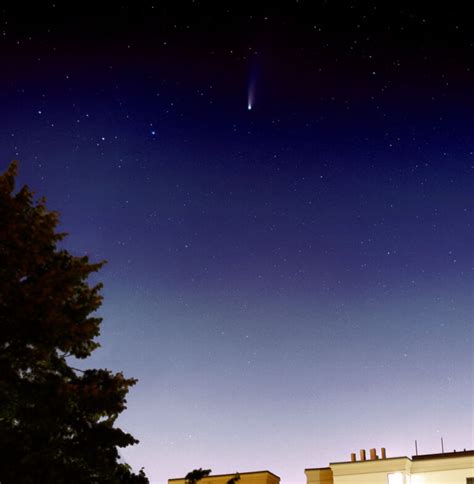Comet Neowise F3 Over Lynn Ma Sky And Telescope Sky And Telescope