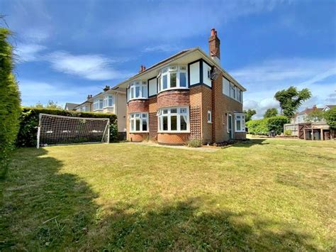 5 Bedroom Detached House For Sale In Colemore Road Boscombe East Bournemouth Bh7