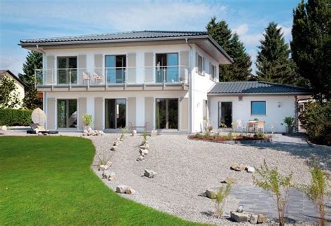 Flachdach gartenhaus kleines gartenhaus gartenhaus selber bauen gartenhaus modern design gartenhaus geräteschuppen bauen gerätehaus garten hinterhof büro schwörer haus. Villa im französischen Landhausstil | Französischer ...