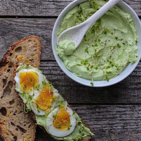 Jókat eszünk on Instagram A mindenütt jelenlévő avokádó kenő