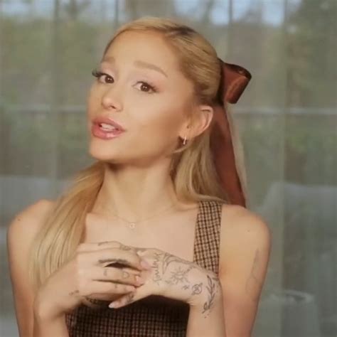 pop tingz on twitter ariana grande s butterfly tattoo is almost completely removed