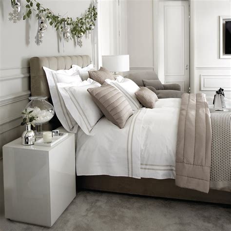 3.5 out of 5 stars with 2 ratings. Richmond Velvet Bed | Beds | The White Company | White company bedroom, Bed linens luxury, Home ...