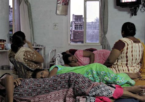 india s poor fear rent a womb industry shut down asia news asiaone