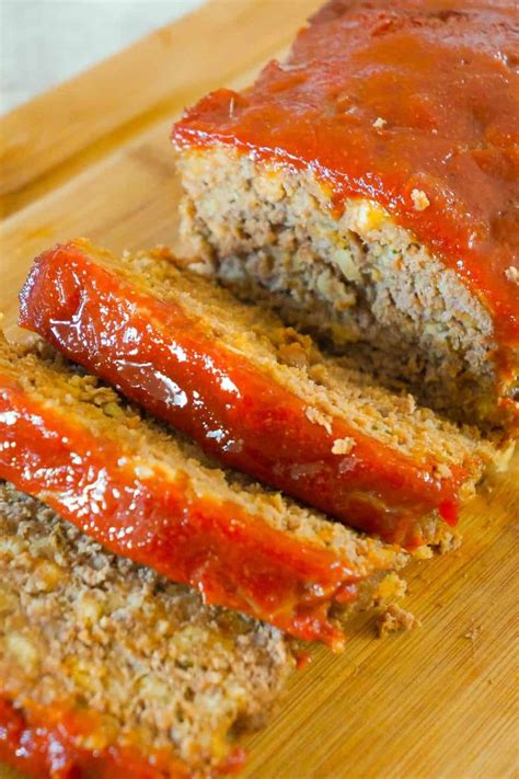 Combine ground beef, mixed gravy and egg. Meatloaf with Stuffing is an easy ground beef dinner ...