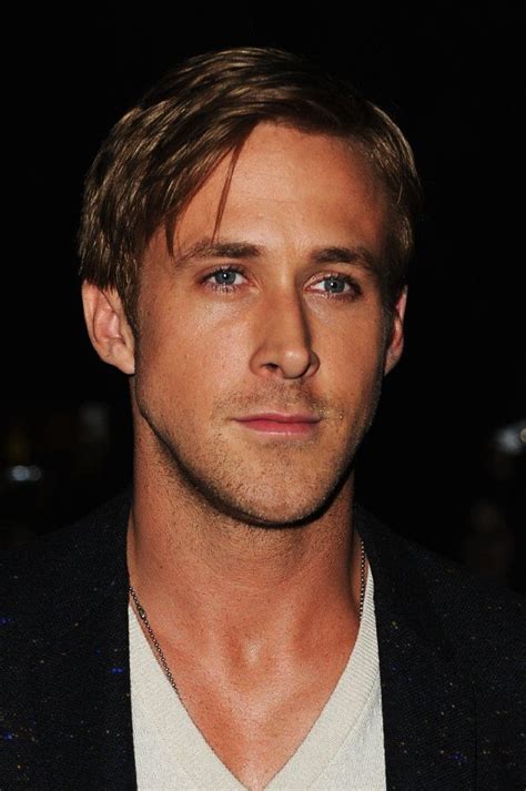 I Think I Need A Minute Ryan Gosling Celebrities Male Hottest Male Celebrities