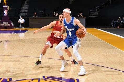Jun 01, 2021 · actualidad. Campazzo se retiró con dolor en la rodilla derecha y ...