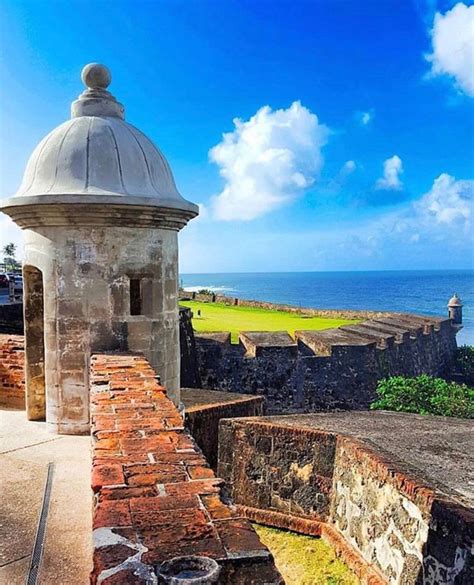 Puerto Rico 🇵🇷 On Instagram 🇵🇷 Estampas Del Viejo San Juan Castillo