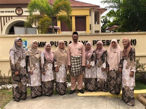 Program pendidikan pencegahan dadah smk putrajaya presint 5(1). PENTADBIRAN SEKOLAH - Majalah Inspirasi 11 SMK PUTRAJAYA ...