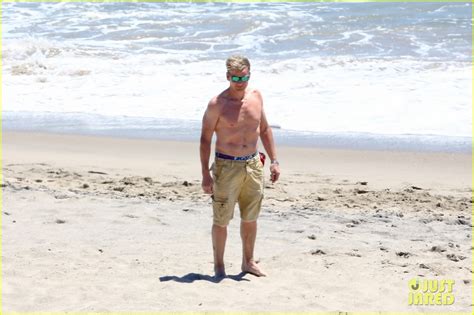 Celeb Chef Gordon Ramsay Flaunts Shirtless Beach Bod At Photo