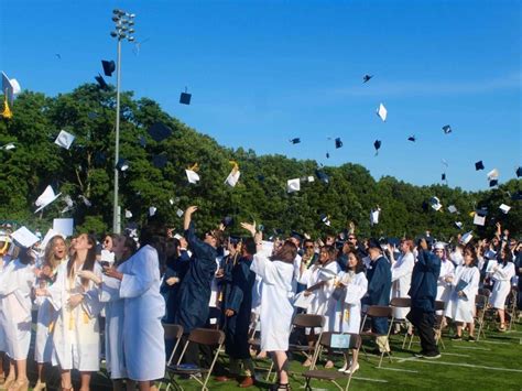 Caps Off To The Smithtown High School West Class Of 2019 Smithtown