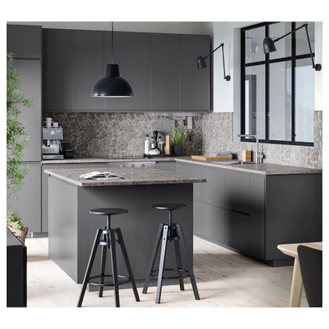 We provide many kitchen worktops from a variety of materials, from wood to marble. EKBACKEN dark grey marble effect, laminate marble effect ...