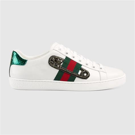 Ace Embroidered Low Top Sneaker