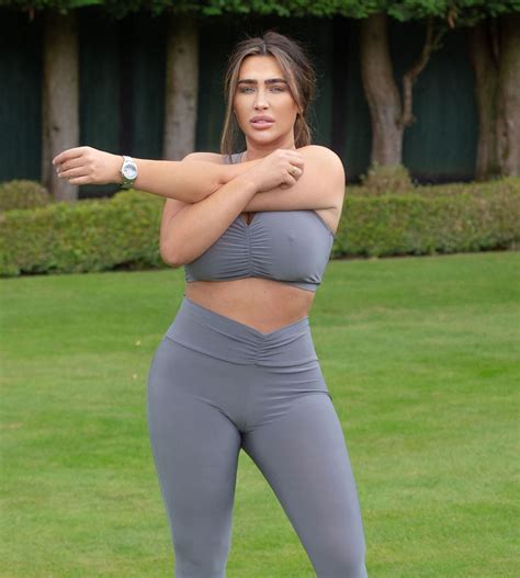 butterface celebrity lauren goodger working out and showing cleavage the fappening