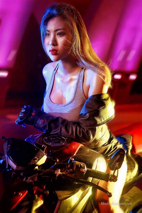 Anh hằng này cho số mb.mn.mt cực đỉnh luôn win liên tục luôn. Nữ Biker Thu Anh quyến rũ bên Kawasaki Z1000 2016 - Motosaigon
