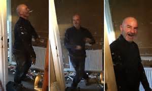 Dundee Plumber Becomes Internet Sensation After He S Caught Dancing On The Job Daily Mail Online