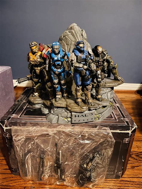 Halo Reach Legendary Edition Complete Xbox 360 Halo Game Statue Patch