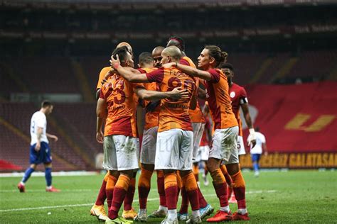 Jun 09, 2021 · rus hakem sergey lapochkin, uefa avrupa ligi ön eleme turunda şike yaptığı gerekçesiyle 10 yıl futboldan men edildi. Galatasaray UEFA Avrupa Ligi'nde play-off turunda