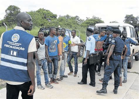 Cerca De 900 Cidadãos Estrangeiros Expulsos De Angola Na última Semana Sme Angola24horas