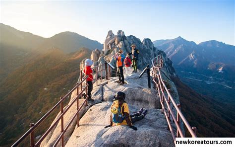 11 Gunung Untuk Didaki Di Korea Dengan Pemandangan Paling Indah
