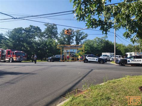 PHOTOS: Accident Leaves One Vehicle Overturned in Howell - The Lakewood