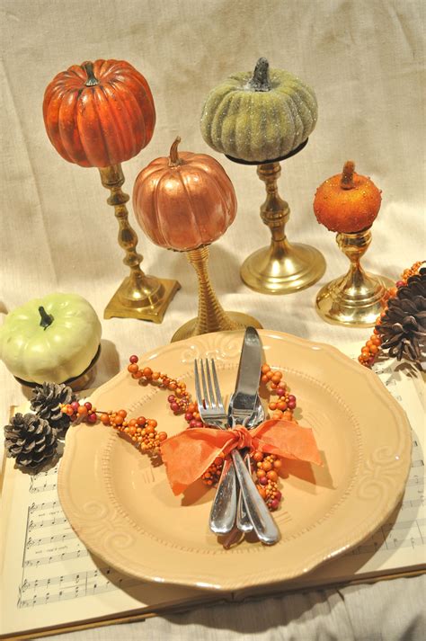 Sep 08, 2016 · 1. How to Gild a Pumpkin for a Festive Fall Centerpiece ...