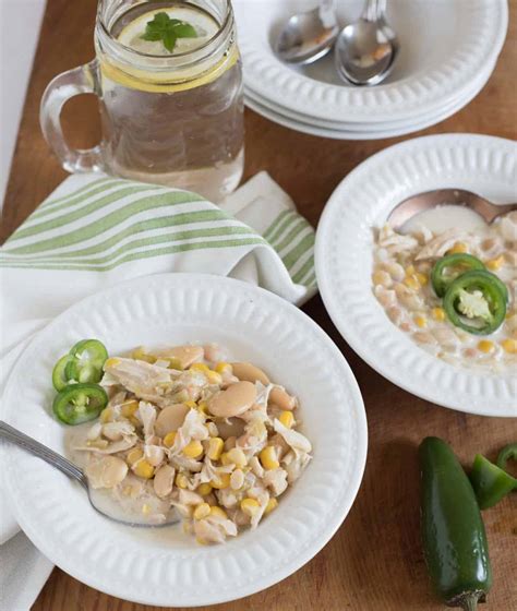 Make it with canned or dry beans, and add extra chili peppers for more heat if you like! Creamy Slow Cooker White Chicken Chili | Easy Chili Recipe