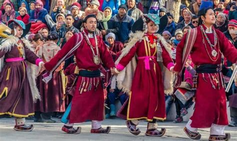 Traditions Customs And Lifestyle Of People Of Ladakh Treebo Blog