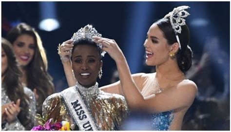 Here's the look at the winner, miss philippines. Zozibini Tunzi: Miss South Africa crowned 2019 Miss Universe