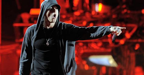 Eminem Says Hell Punch Lana Del Rey In Freestyle Cbs News