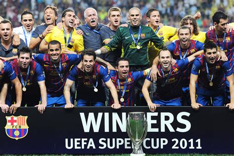 Fc Barcelona News 27 August 2011 Barcelona Win Uefa Super Cup Xavi