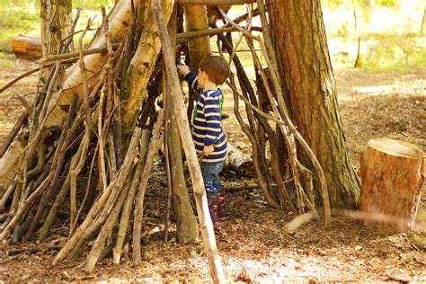 Where to find it and how to make it. How To Build The Best Forest Den (Ever) | Joules