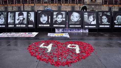 Five additional children died in the coming weeks, raising the final death toll to 49. AMLO promete cero impunidad a padres de la Guardería ABC