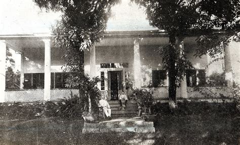 Hānaiakamalama | Images of Old Hawaiʻi