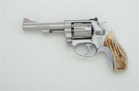 Smith And Wesson Model 63 Da Revolver 32 Magnum Cal 4 Barrel