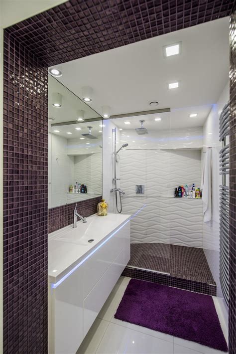15 Exciting Small Bathroom Remodeling Ideas That Increase Space Perception