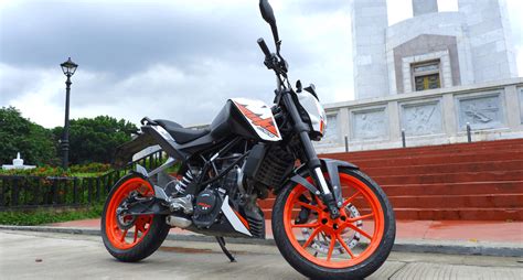 The updated, 2019 version of the ktm duke 200 is expected to start from about rs. 2019 KTM 200 Duke: Review, Price, Photos, Features, Specs