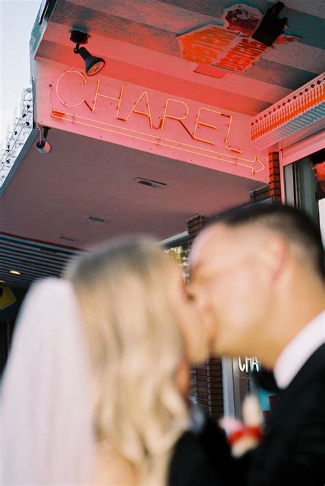 The Iconic Appeal Of Las Vegass Wedding Chapels Condé Nast Traveler