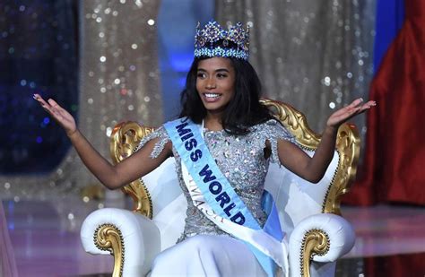 Jamaica S Toni Ann Singh Crowned Miss World 2019